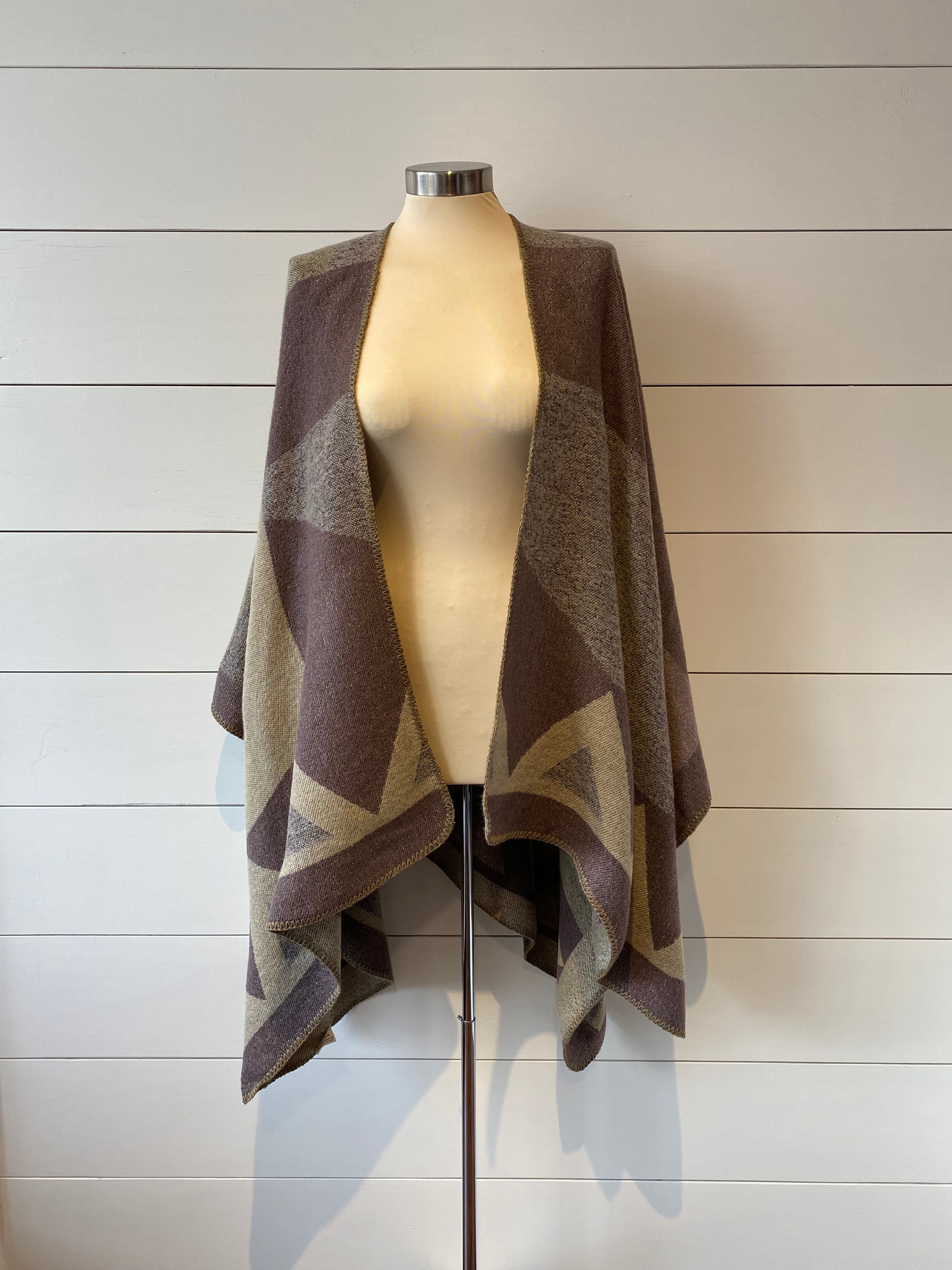 Geometric Shawl